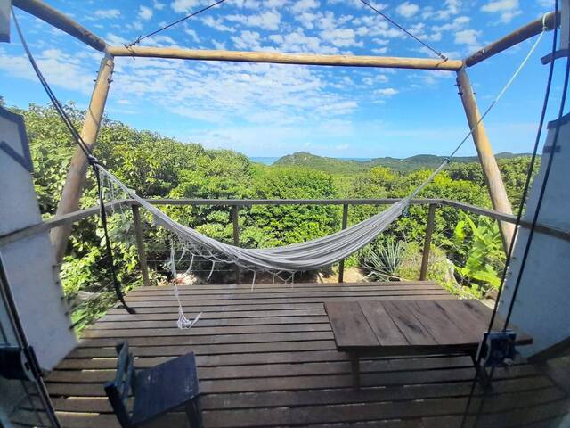 House in Oportunidade! área de 1.775m² com 3 casas vista mar e mata atlântica