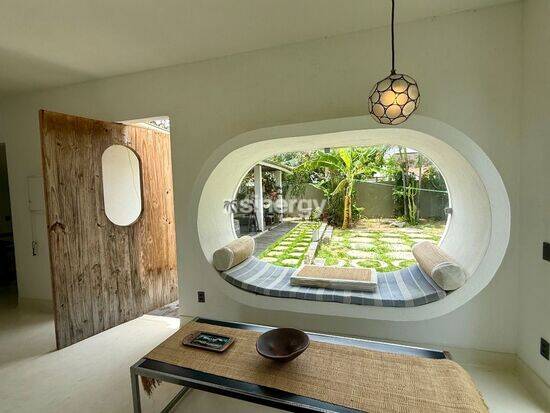 House in Oportunidade Única! Casa rústica e moderna próxima à praia do Giz